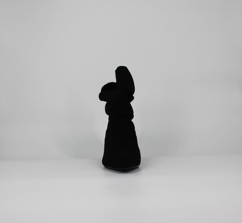 Tronchetto Donna Scamosciato con Punta e Tacco Basso -  Nero
