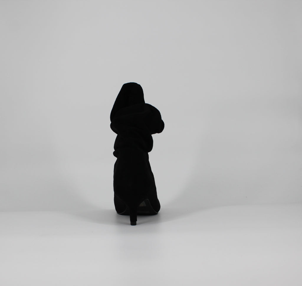 Tronchetto Donna Scamosciato con Punta e Tacco Basso -  Nero