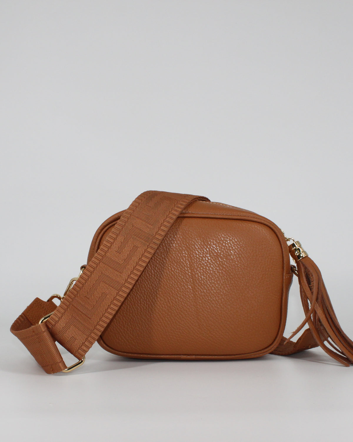 Borsa in Pelle con Frangia e Tracolla Larga - Cuoio