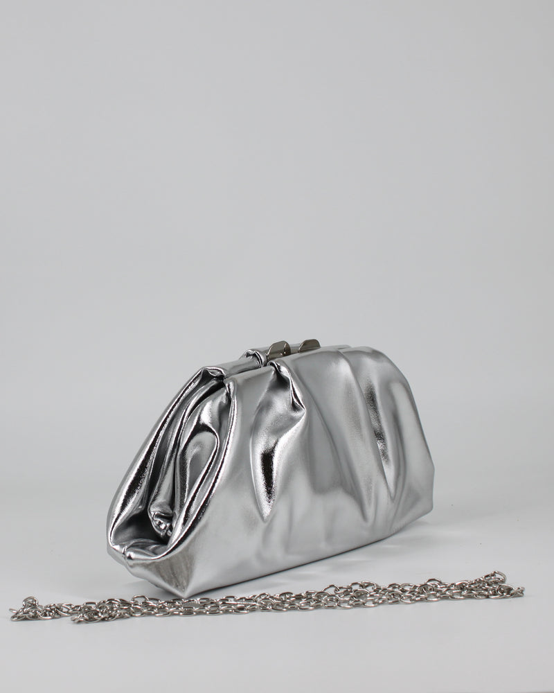 Pochette Argentata con Chiusura Clic-Clac e Catena Rimovibile