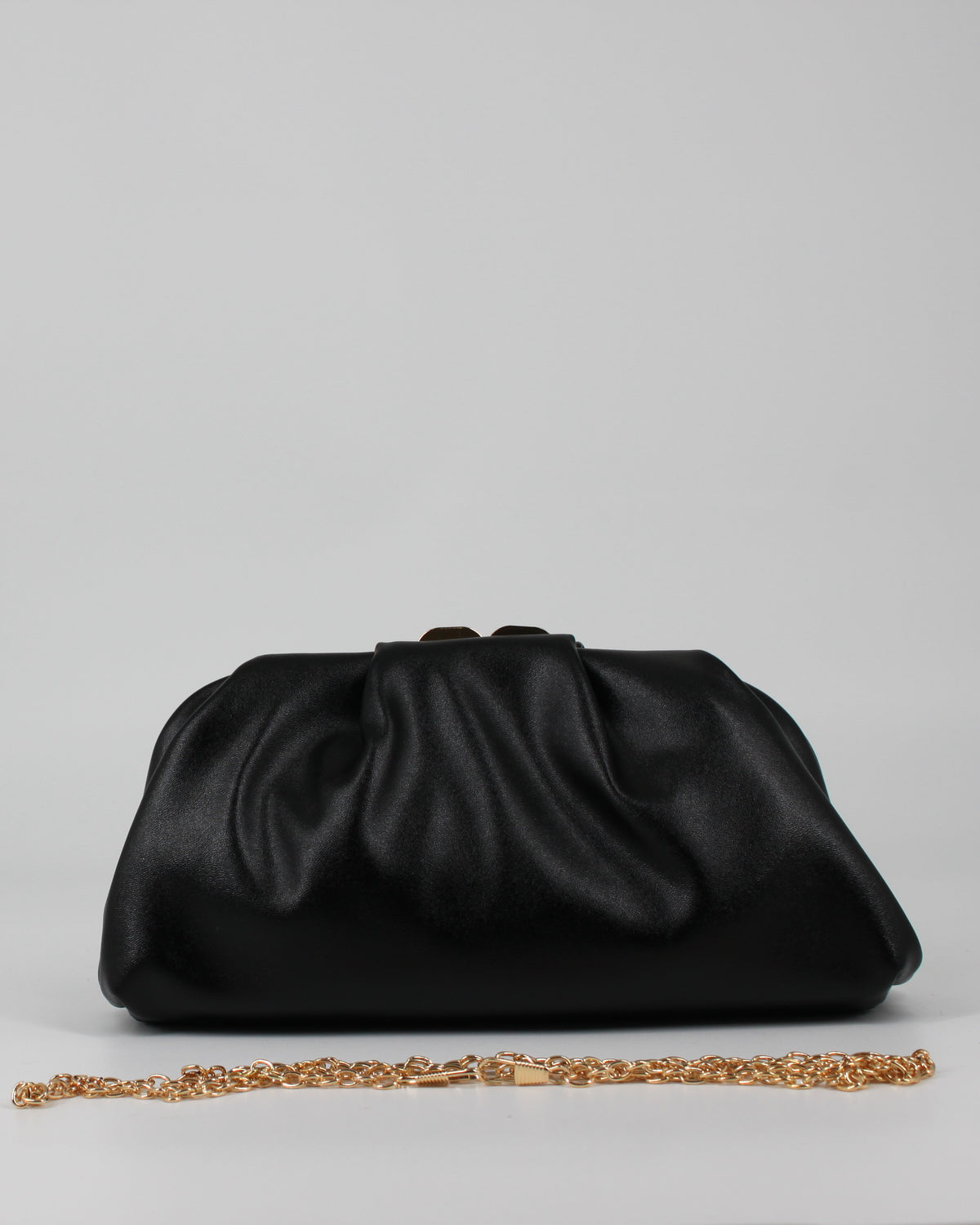 Pochette Nera con Chiusura Clic-Clac e Catena Rimovibile