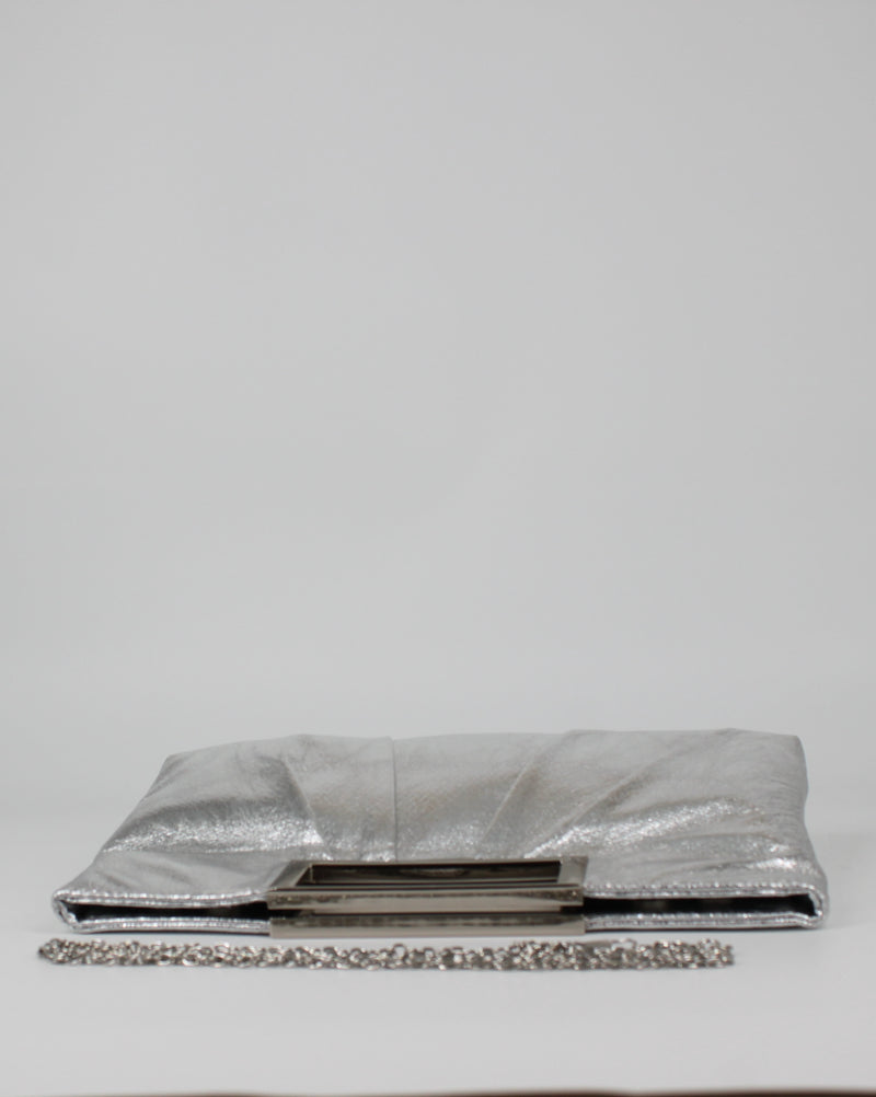 Clutch Rettangolare Laminata Argento con Manico Metallico e Tracolla