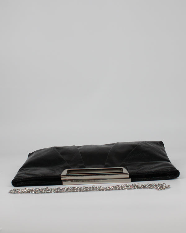 Clutch Rettangolare in Vernice Nera con Manico Metallico e Tracolla