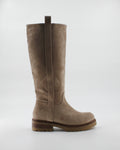 Stivale Alto Scamosciato con Suola Carrarmato e Tacco Basso - Beige