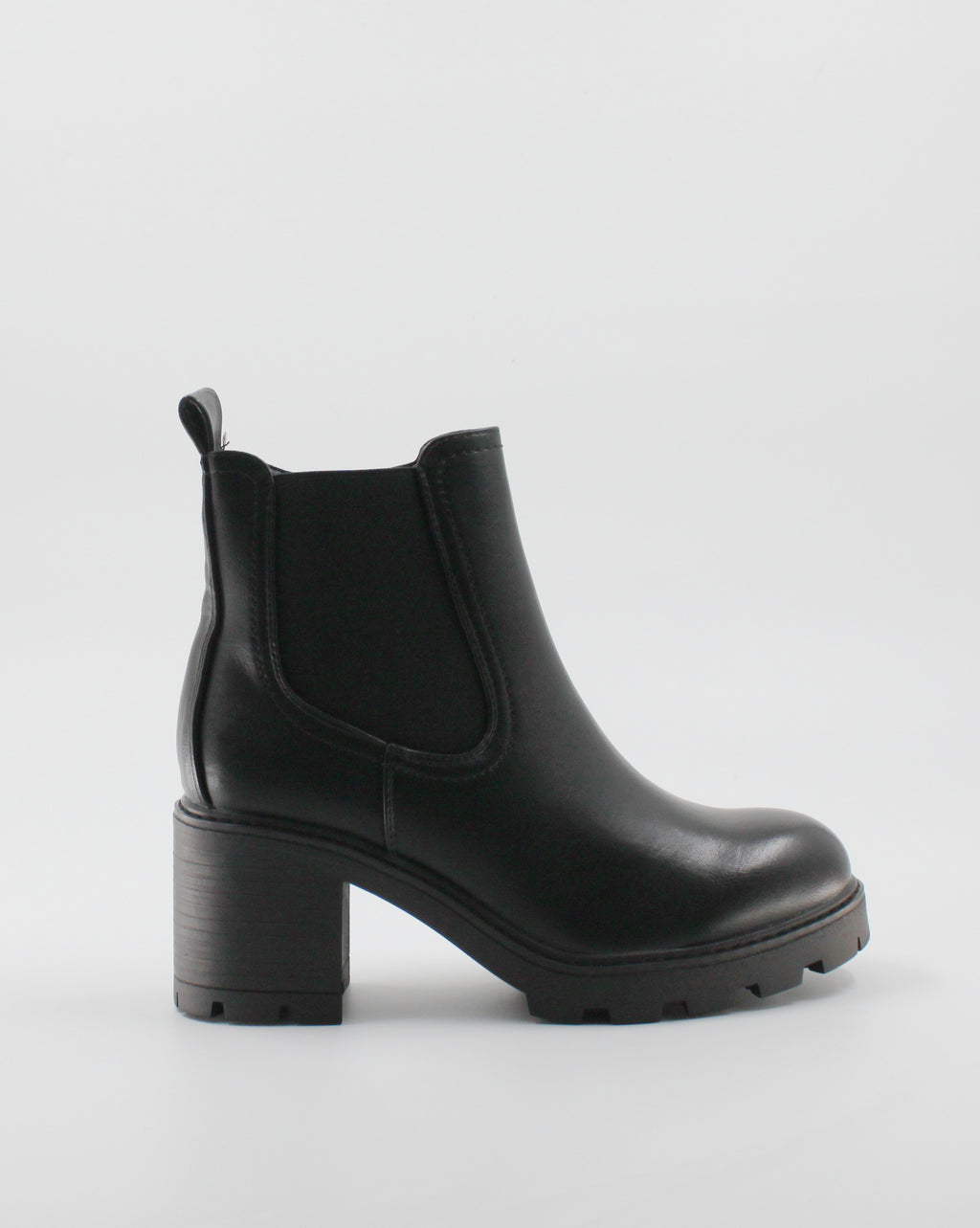 Stivaletto Chelsea in Pelle Sintetica Liscia con Tacco Medio e Suola Carrarmato - Nero