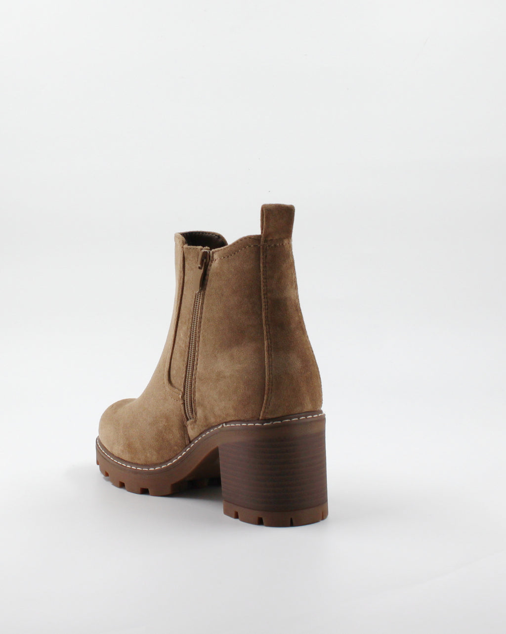 Stivaletto Chelsea Scamosciato con Tacco Medio e Suola Carroarmato - Nocciola