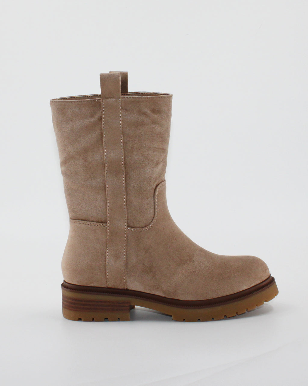 Stivale Medio Scamosciato con Suola Carrarmato e Tacco Basso - Beige