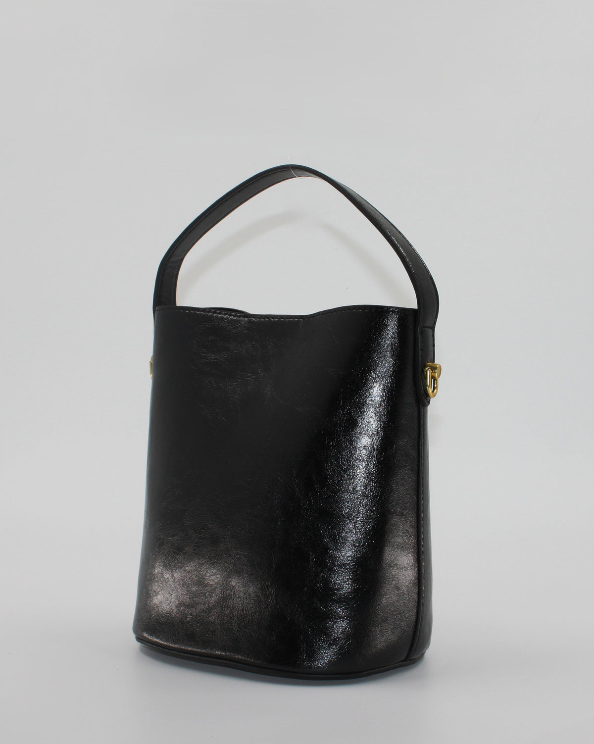 Borsa Secchiello in Similpelle Lucida con Dettaglio Gioiello e Sacca Interna - Nero