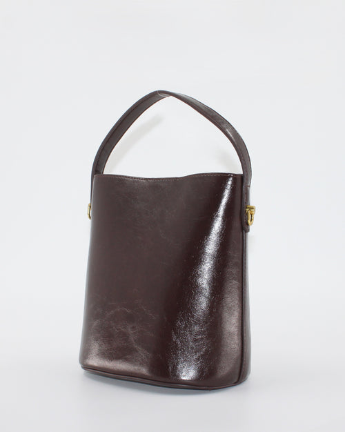 Borsa Secchiello in Similpelle Lucida con Dettaglio Gioiello e Sacca Interna - Marrone Scuro
