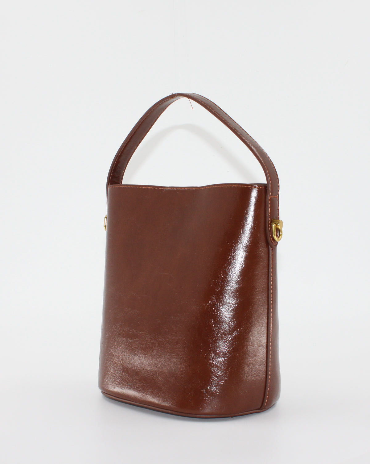Borsa Secchiello in Similpelle Lucida con Dettaglio Gioiello e Sacca Interna - Marrone Chiaro / Cognac