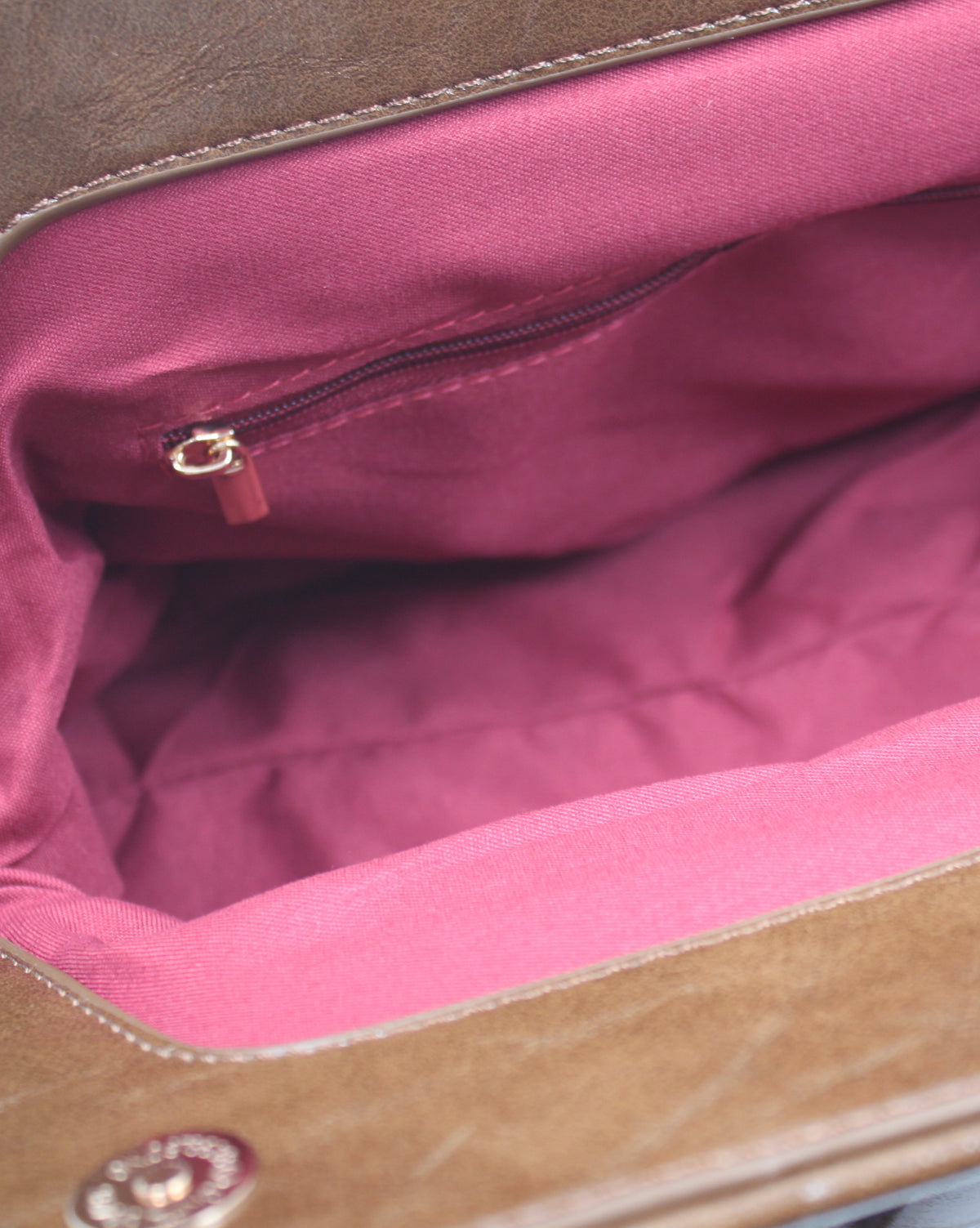 Borsa Pochette / Clutch Morbida Plissé in Similpelle Lucida con Tracolla - Marrone Scuro