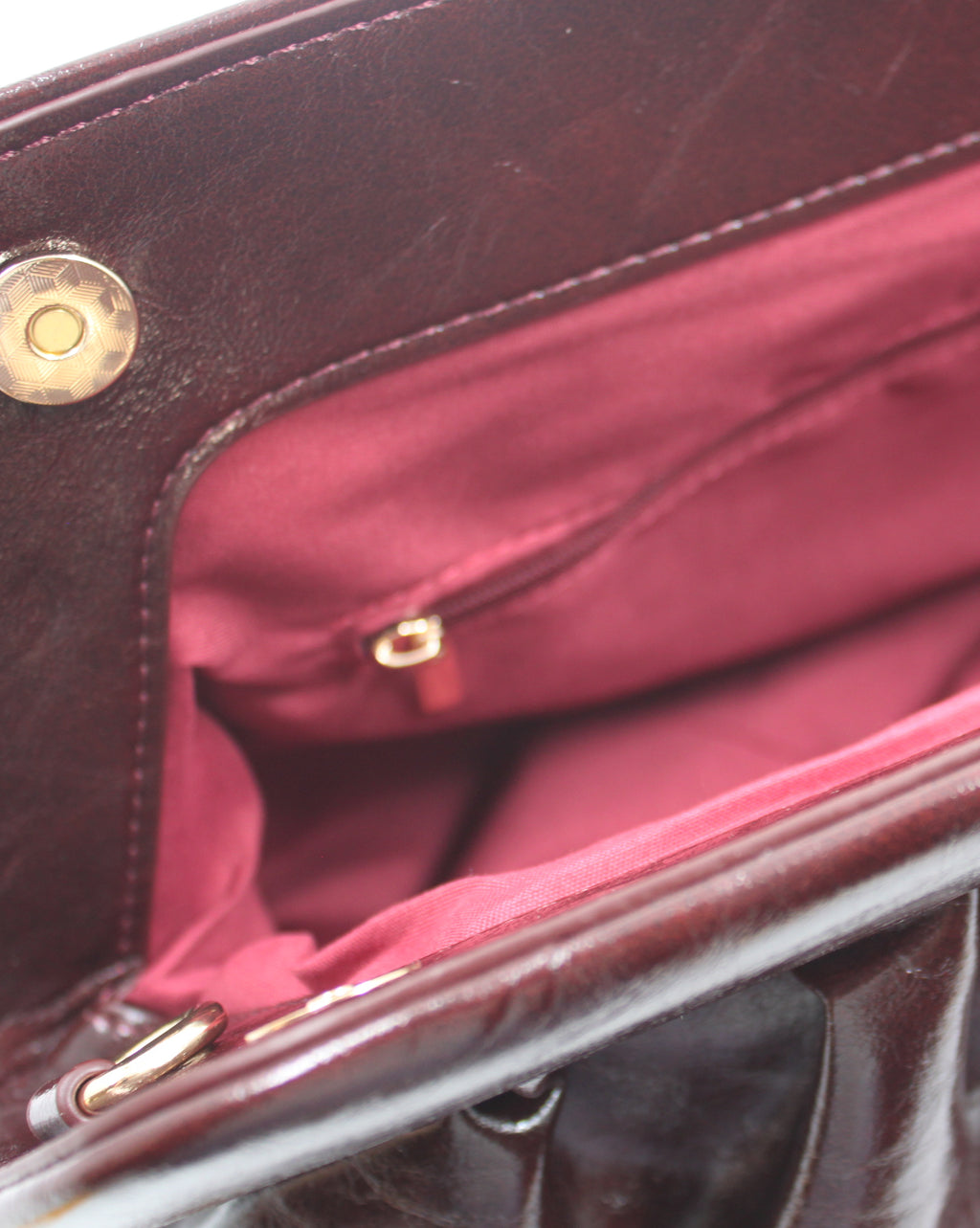 Borsa Pochette / Clutch Morbida Plissé in Similpelle Lucida con Tracolla - Bordeaux