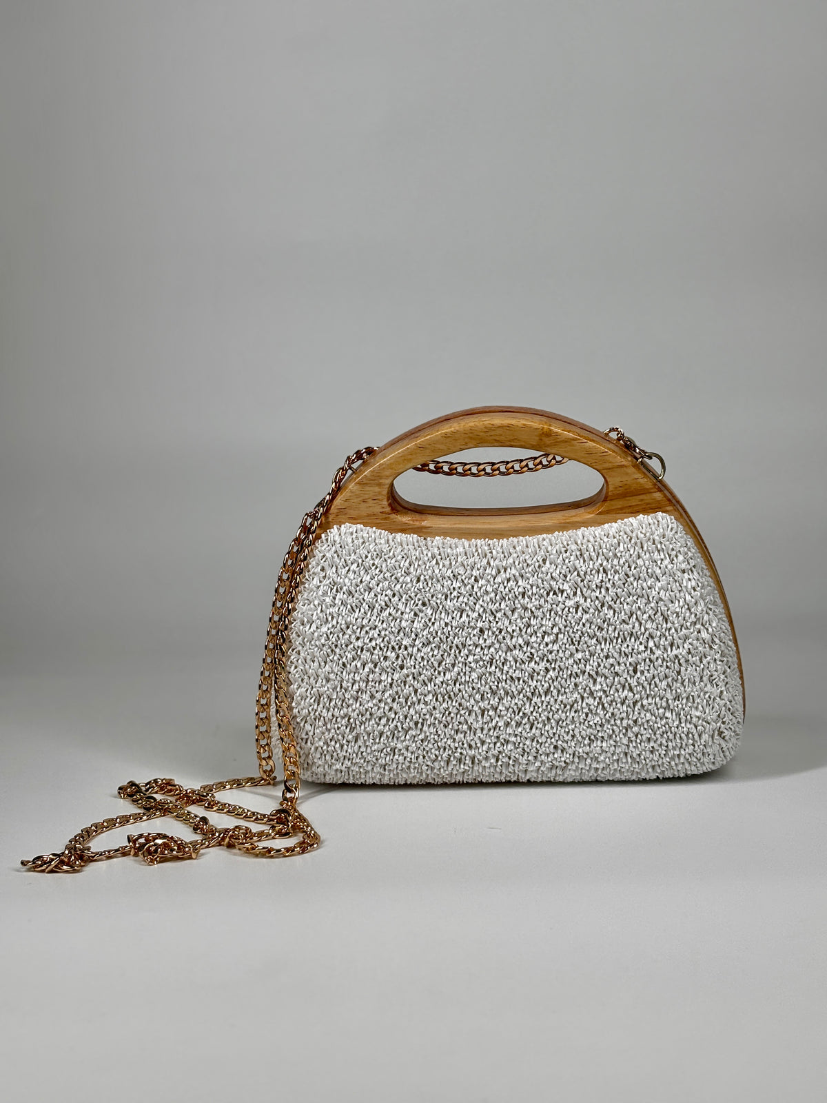 Borsa Clutch in Paglia Intrecciata con Manico in Legno - Bianco