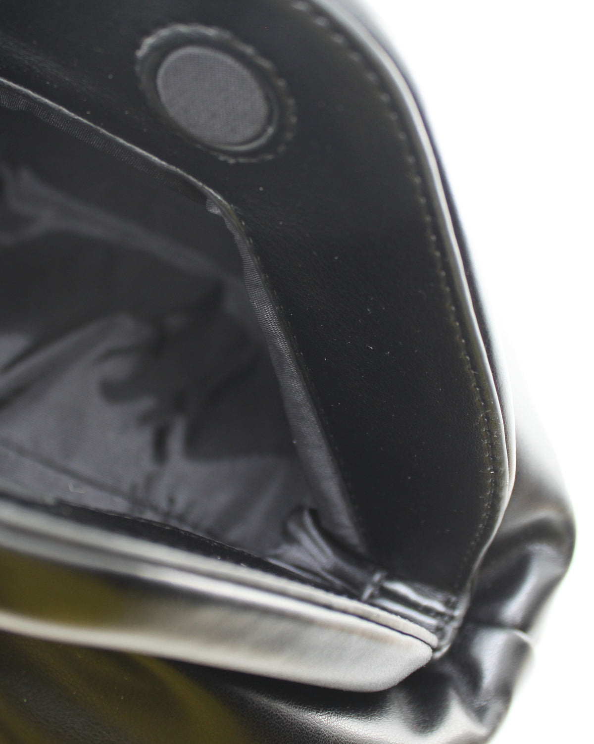 Borsa Clutch Giò Cellini Nera Drappeggiata con Chiusura Clic-Clac e Catena Dorata