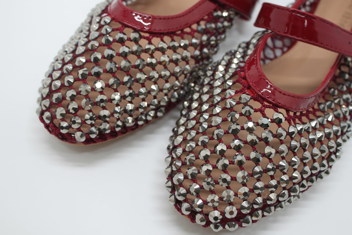 Ballerina Mary Jane in Rete con Cristalli e Dettagli in Vernice Wine