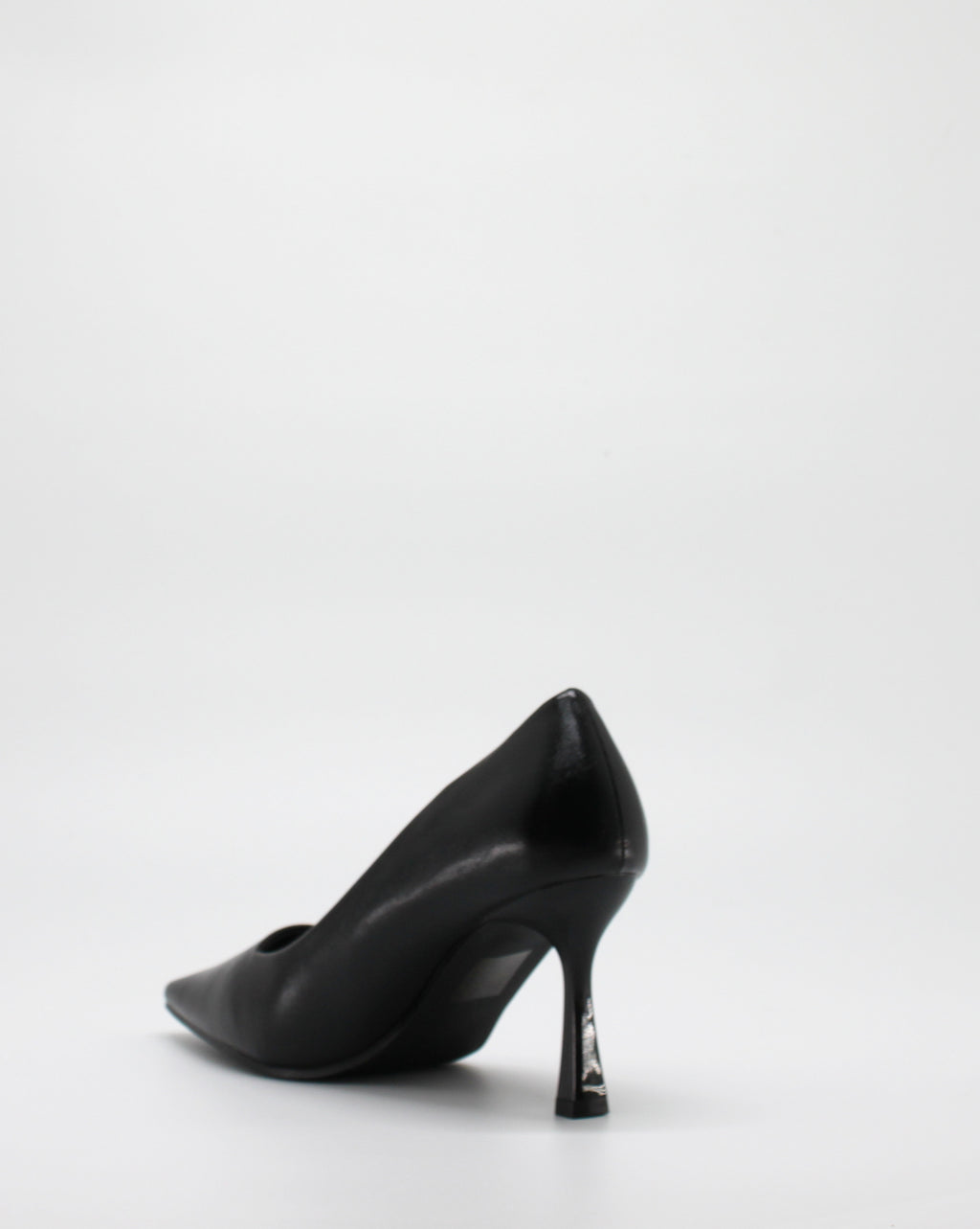 Scarpa Decolleté Classica a Punta con Tacco Scultura- Nero