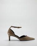 Scarpa Décolleté Slingback con Tacco Medio in Vernice - Nocciola