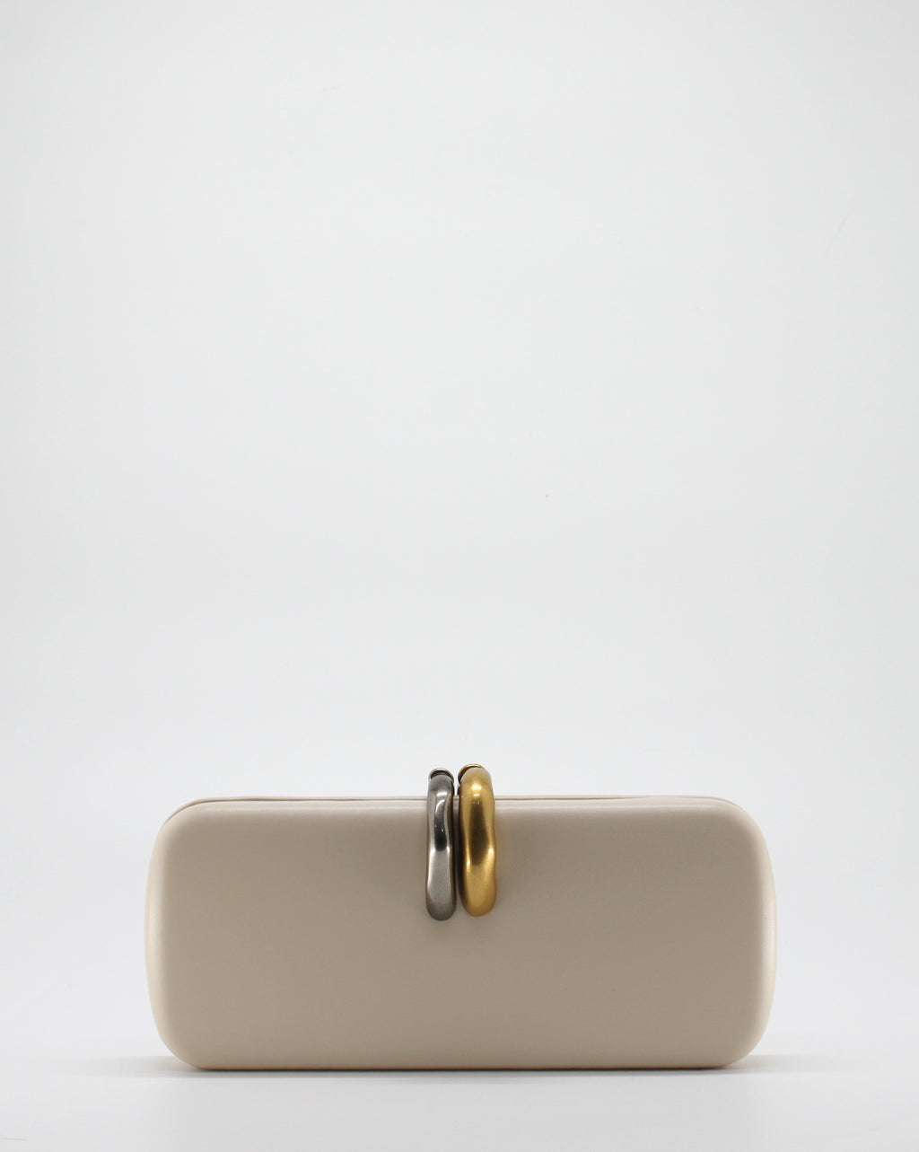 Clutch con Chiusura Gioiello Bicolore e Tracolla Dorata - Beige
