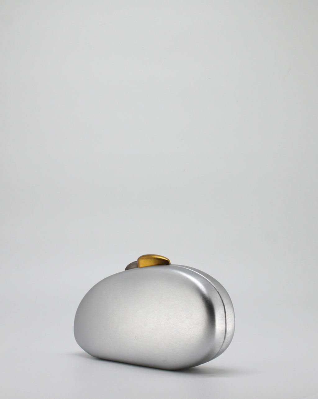 Clutch Gioiello Rigida con Chiusura Bicolore e Tracolla a Catena - Silver