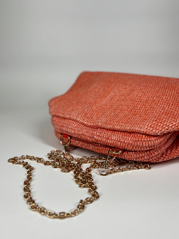 Clutch a Trapezio in Rafia Intrecciata – Pesca