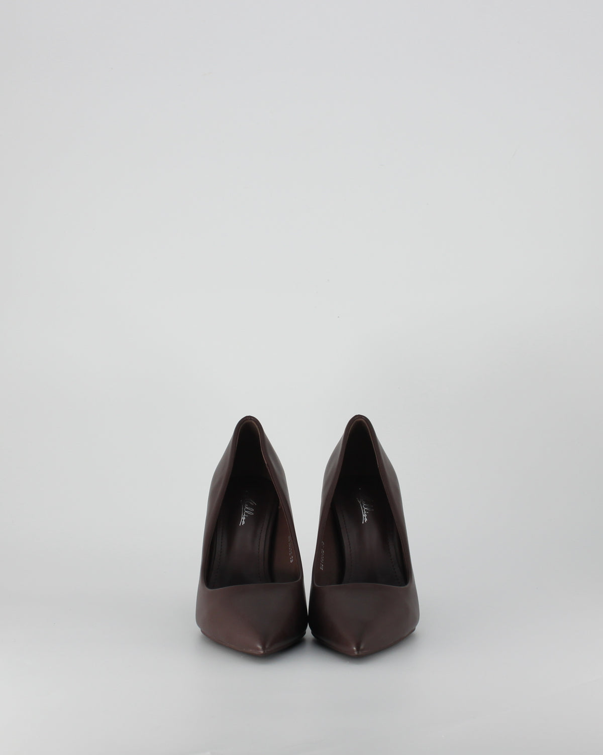 Décolleté Classica in Similpelle Nera con Tacco Stiletto Brawn