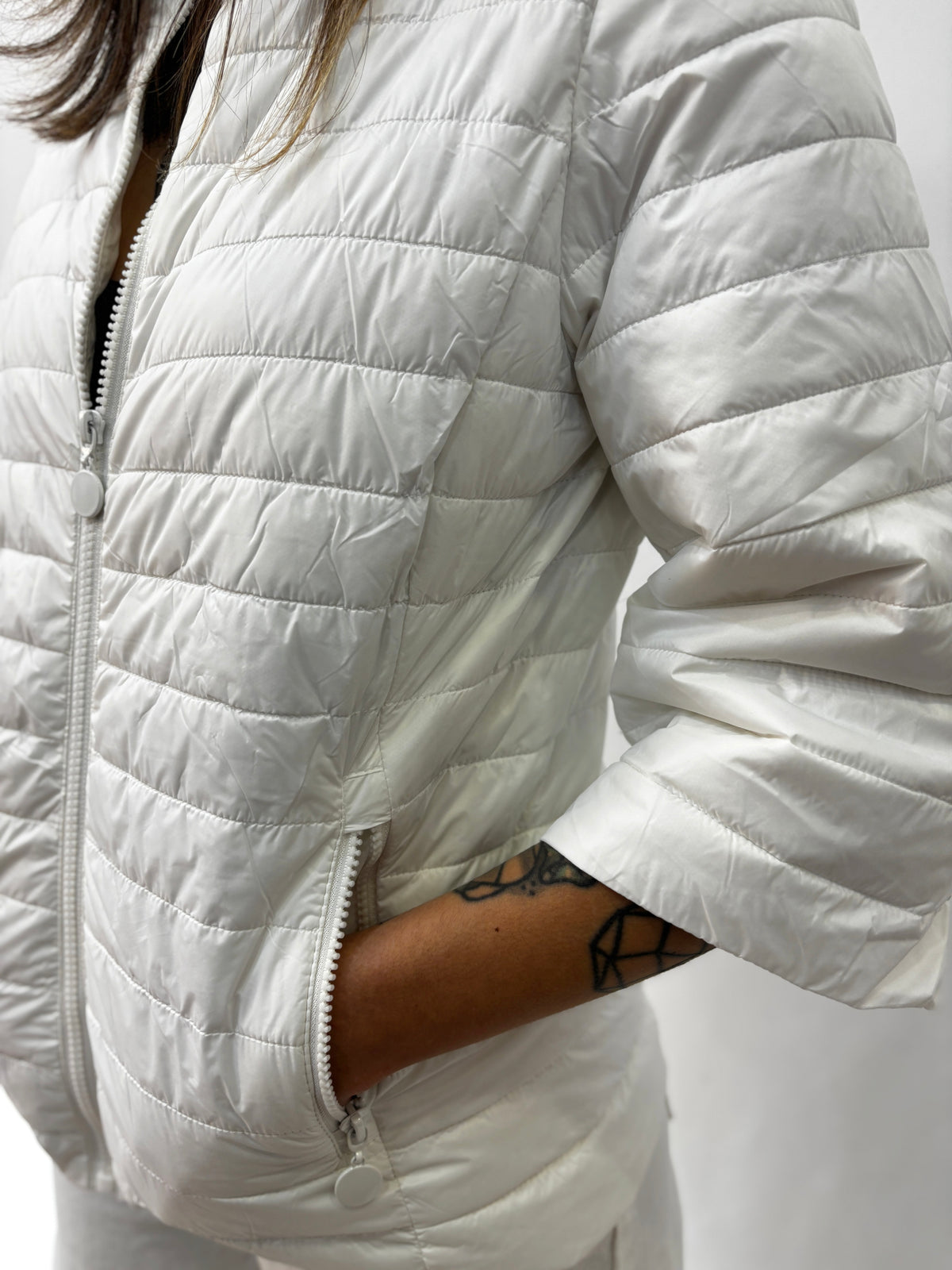 Piumino leggero con manica 3/4 -Bianco