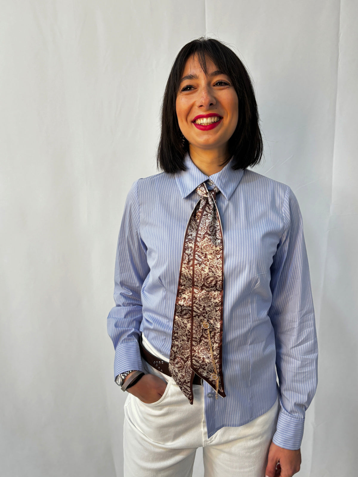 Camicia Zahjr a Righe Sottili – Blue & White