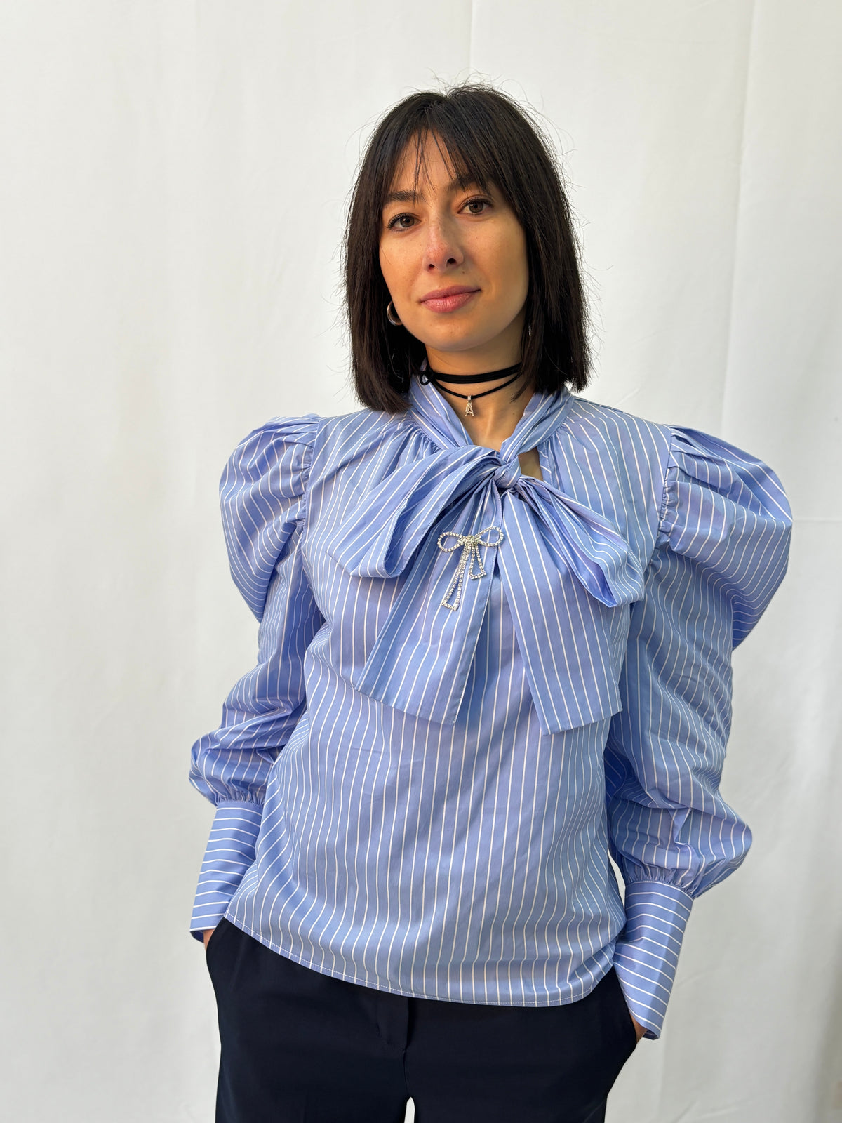 Camicia Zahjr con Fiocco e Maniche a Sbuffo - Celeste