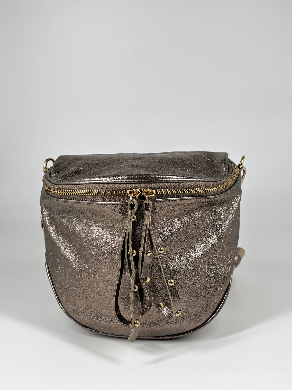 Borsa in vera pelle con borchie dorate modello marsupio - Metallizzato
