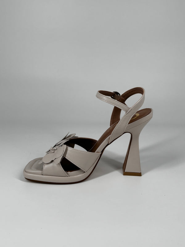 Sandalo Maxi Fiori e Tacco Scultoreo – Beige