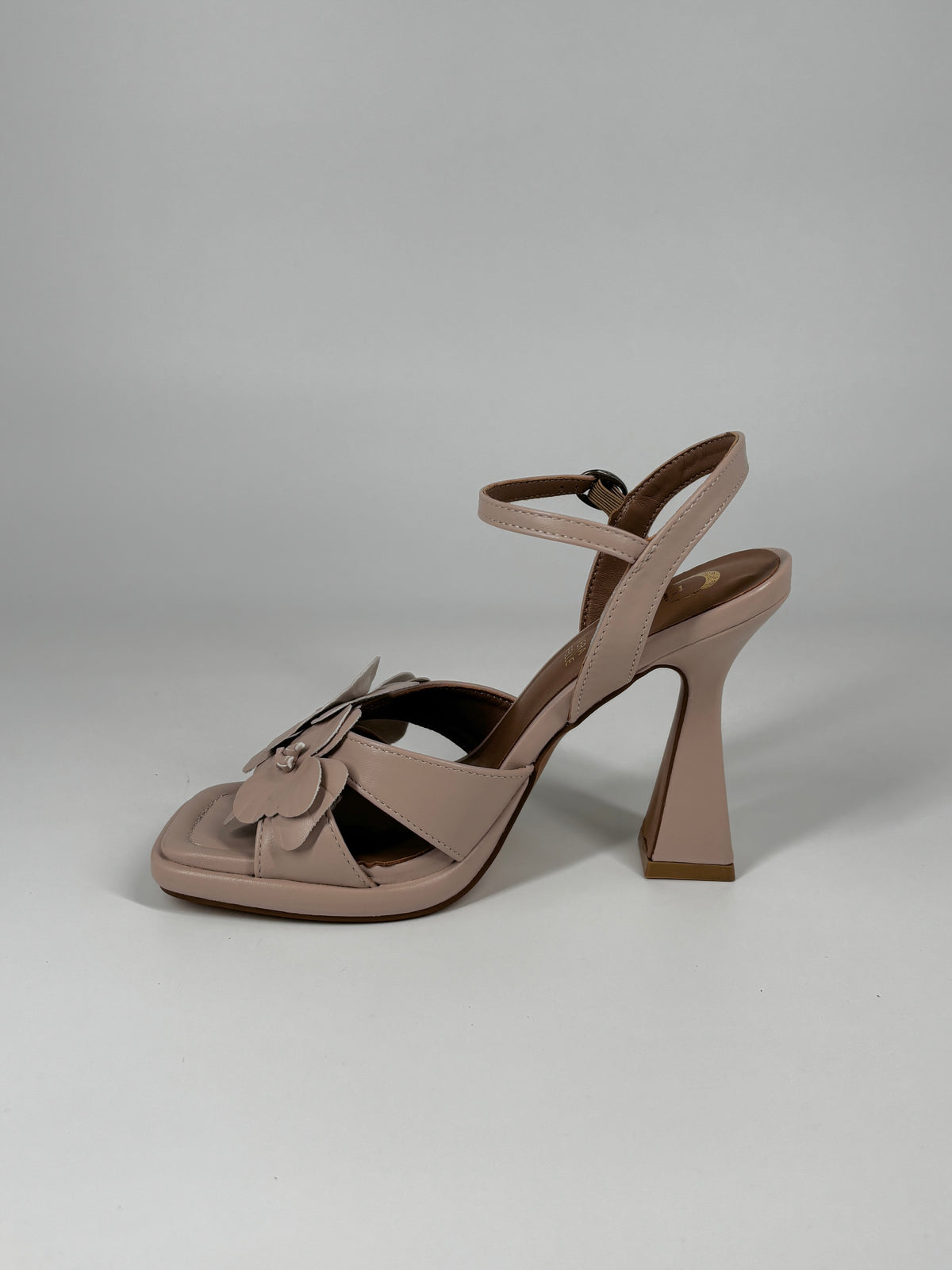 Sandalo Maxi Fiori e Tacco Scultoreo – Rosa