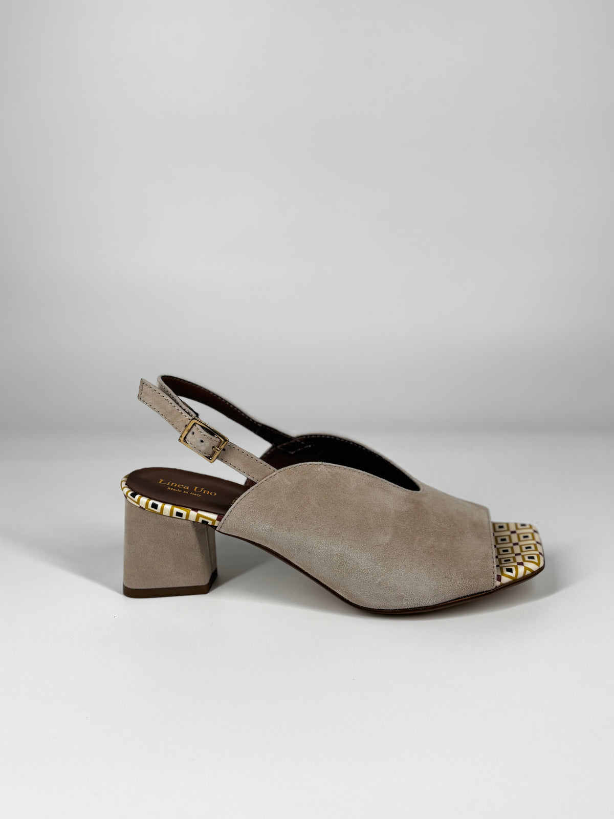 Sandalo Slingback in Camoscio Crema – Made in Italy