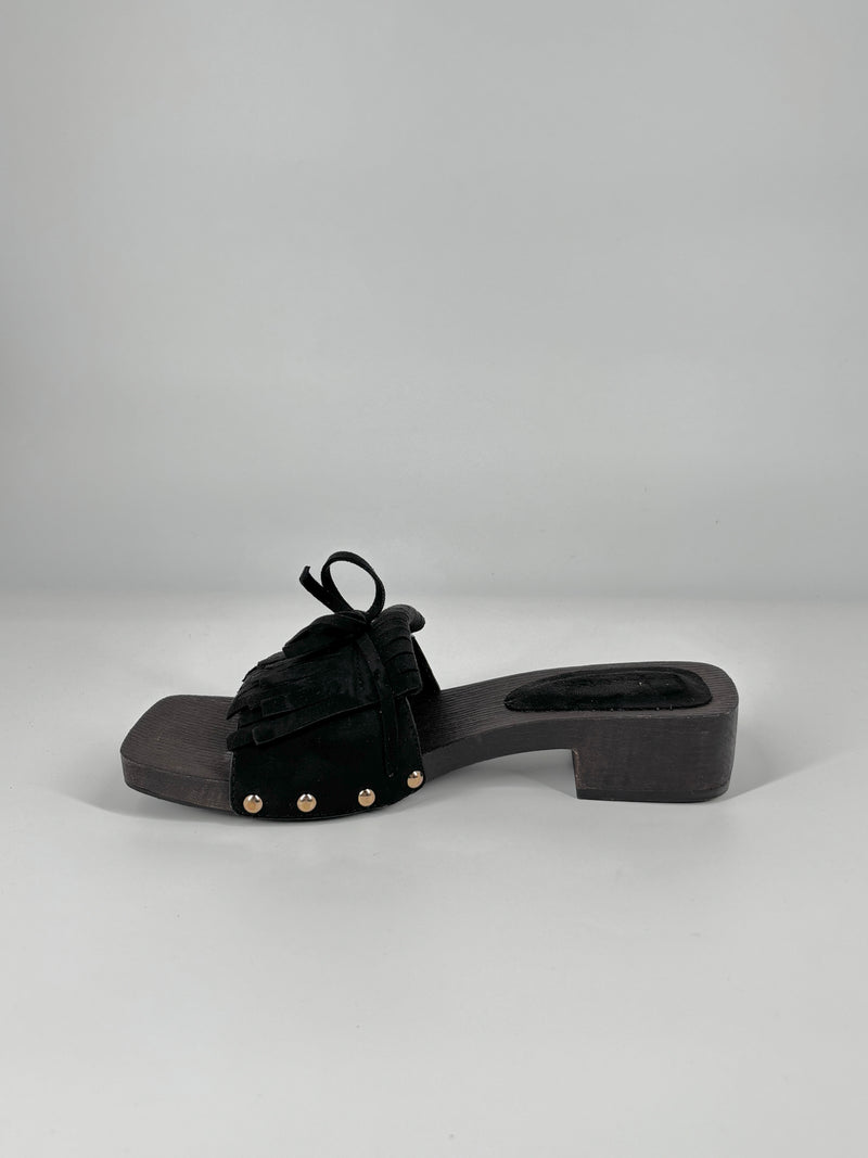 Sabot Flat in Legno con Frange - Nero