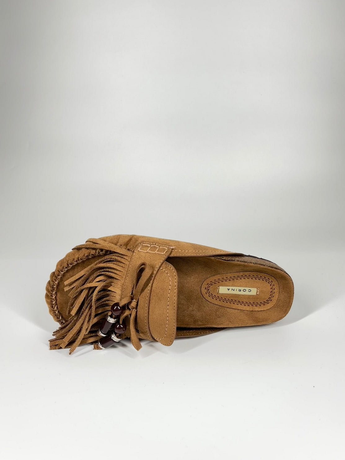 Ciabatta in Camoscio con Frange e Perline - Cammello