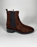 Stivaletto in camoscio  con zip laterale - marrone
