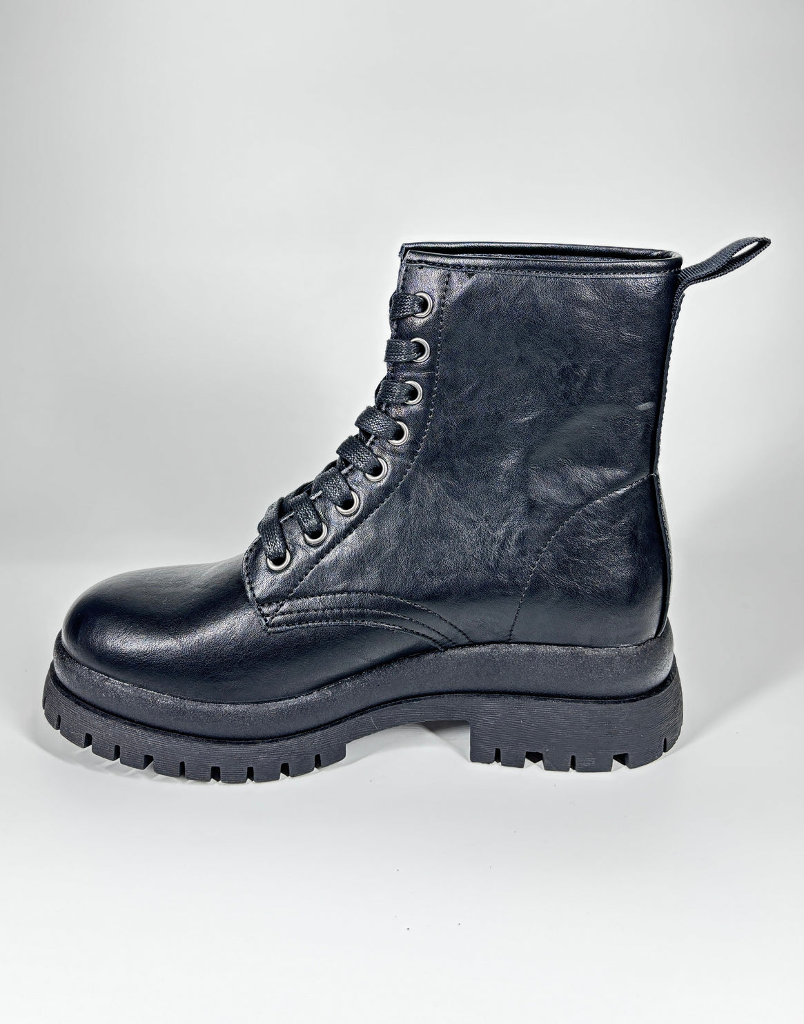 Anfibio stringato in ecopelle - Nero