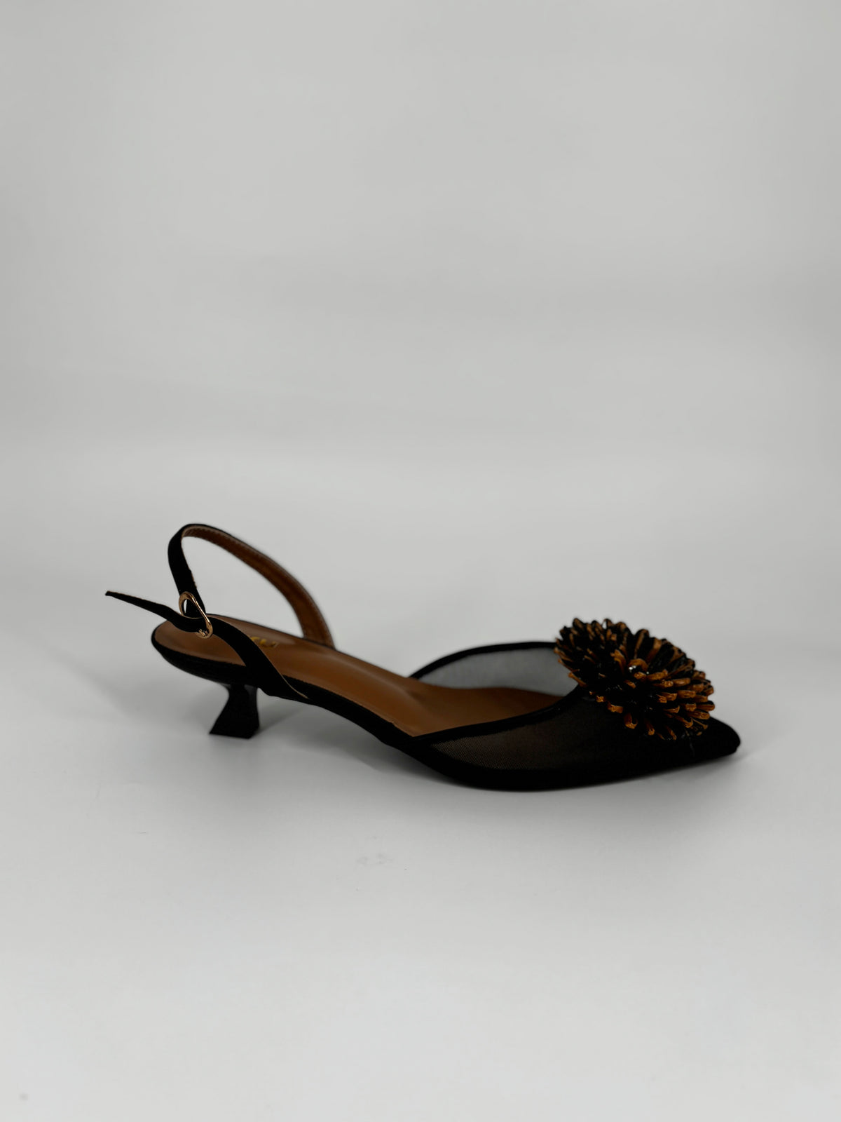 Slingback a Punta con fiore - Nero
