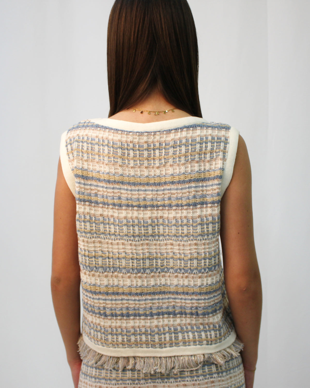 Top Please in Maglia Tricot con Frange e Bottoni Gioiello