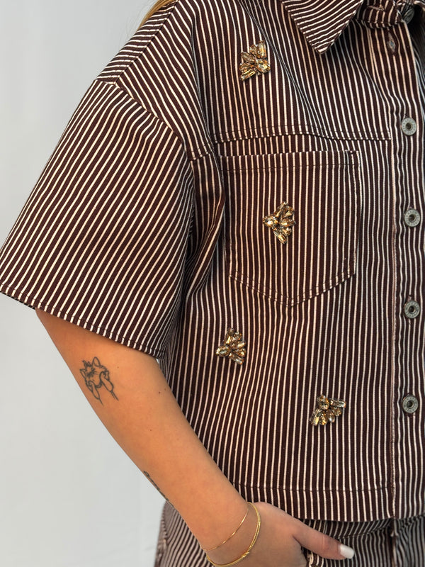 Giacca Boxy Please Denim – Rigata con Applicazioni Bijoux