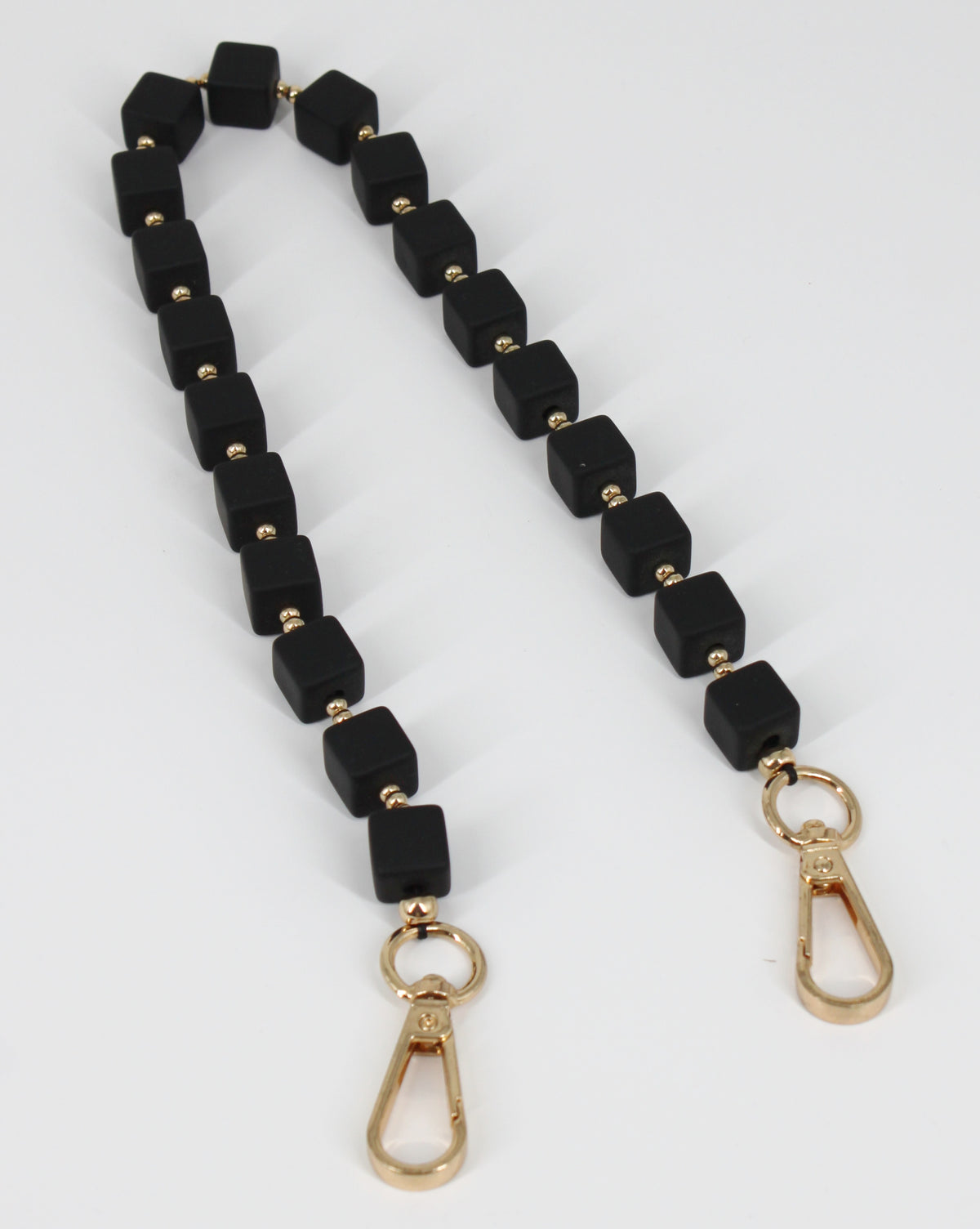 Tracolla a Catena con Cubetti Matt nero e Dettagli Gold