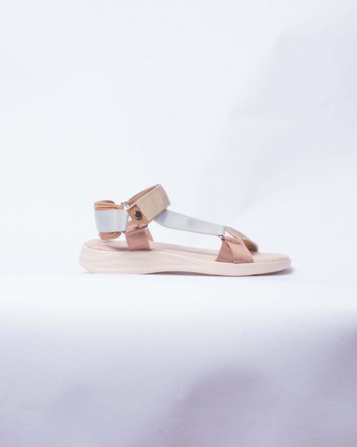 Sandalo con fasce in tessuto elastiche - Beige