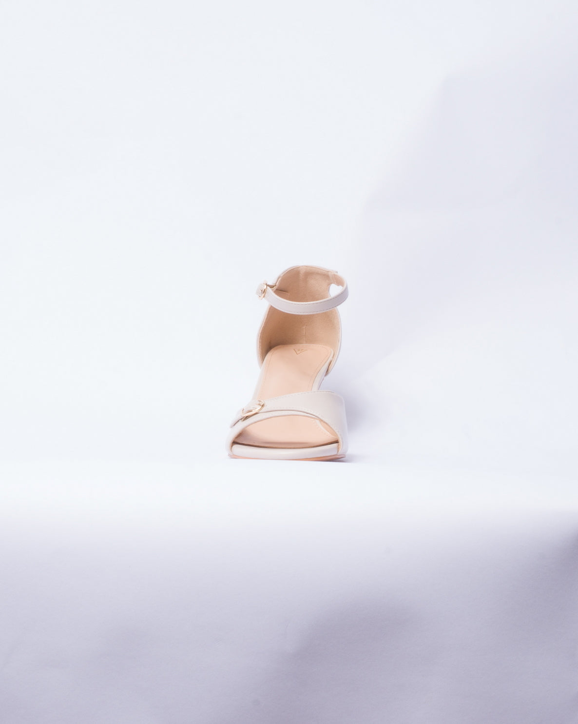 Sandalo Elegante Donna con Tacco Medio – Panna