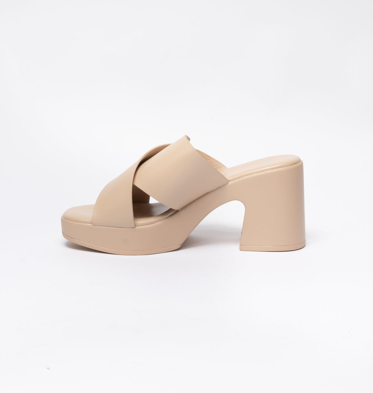 Sandalo in ecopelle con ampia fascia intrecciata - Beige
