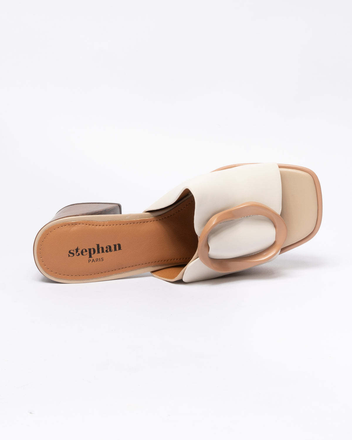 Sandalo in ecopelle con fascia larga - Beige