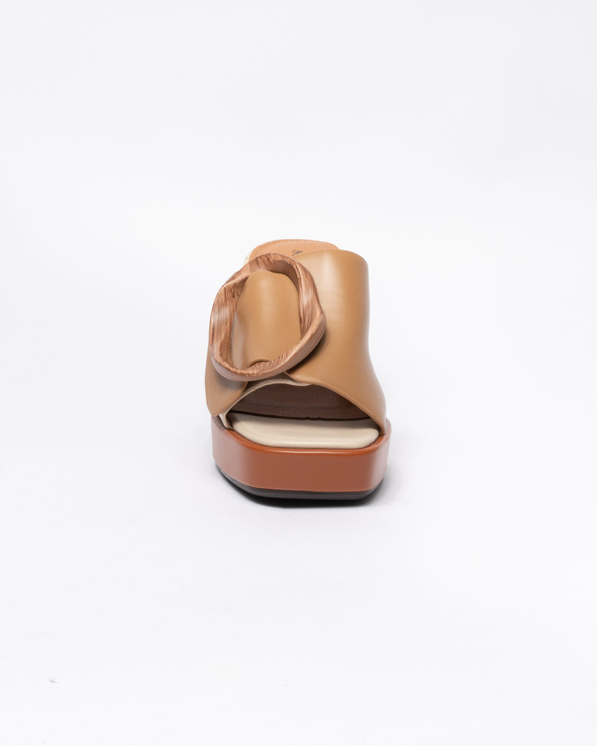 Sandalo in ecopelle con fascia larga - Cammello