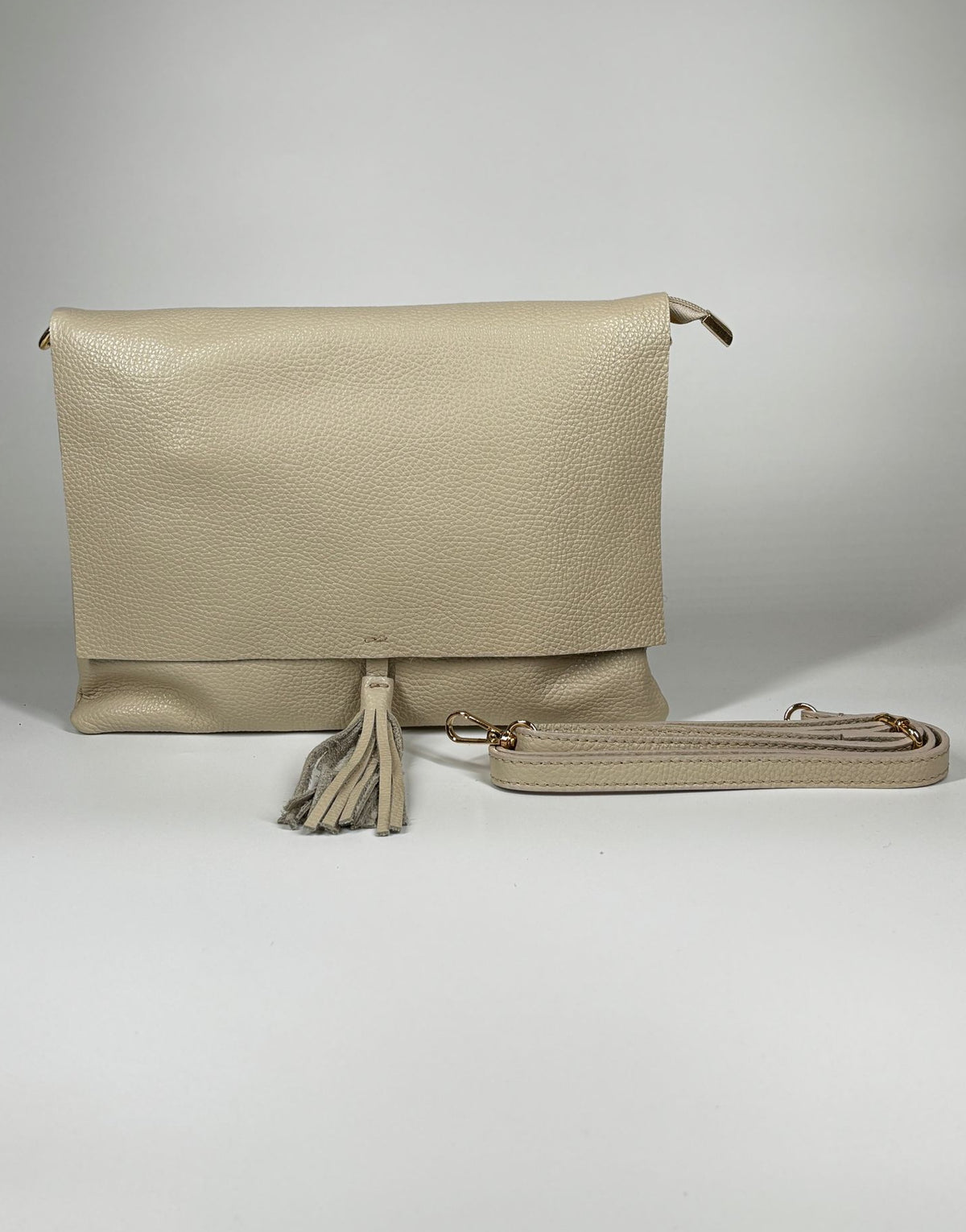 Borsa in vera pelle con nappina con frange - Beige
