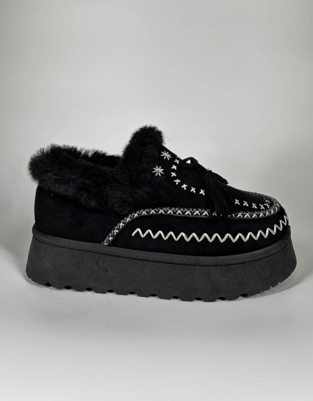 Mocassino Invernale con Zeppa ricamato - Nero