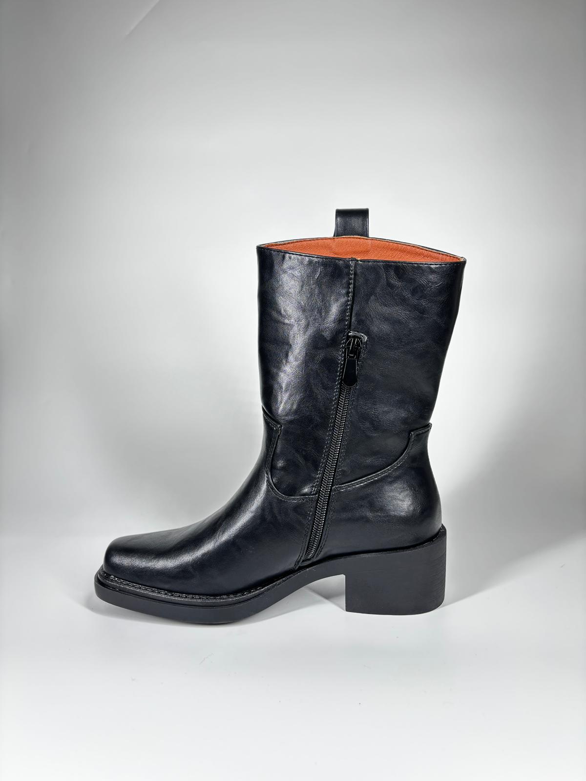 Stivali in ecopelle con Fibbia Biker - Nero