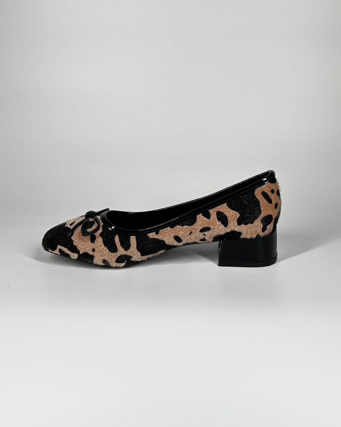 Décolleté "Muu-Chic" in Stampa Mucca con Tacco Basso - Beige