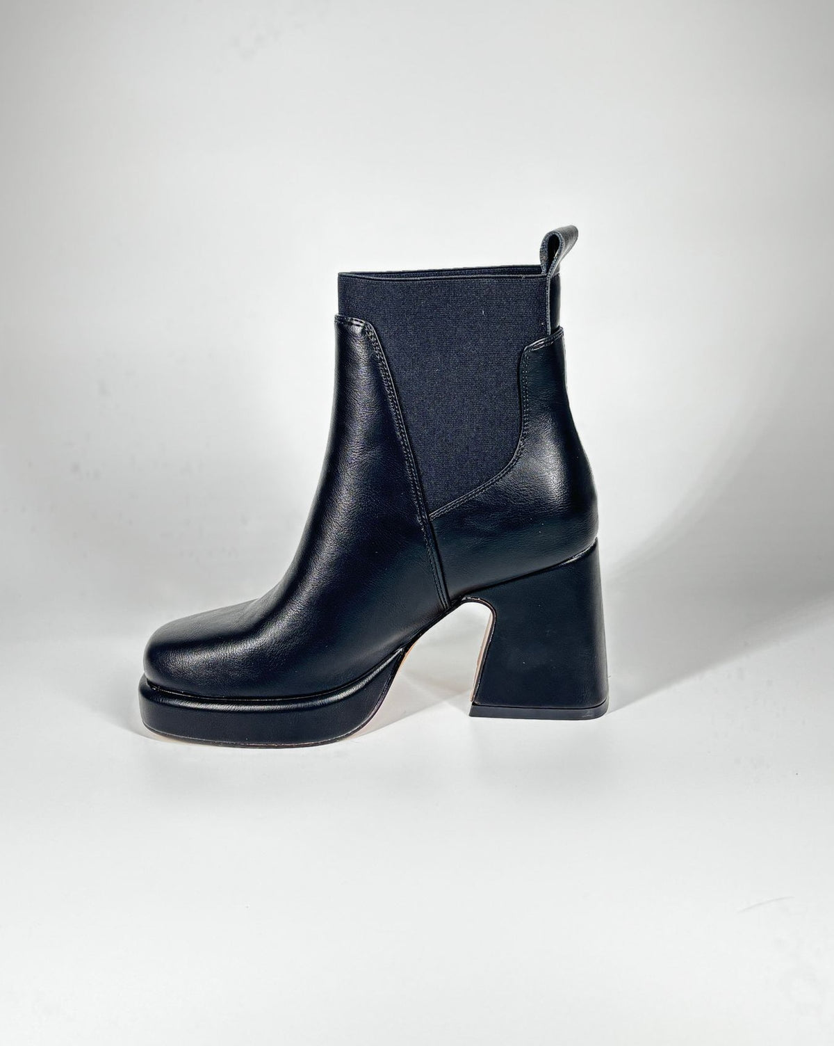 Stivaletto Chelsea Platform '70s Punta Squadrata - Nero